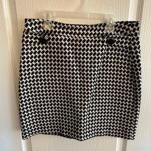 Trina Turk Monochrome Houndstooth Pencil Skirt